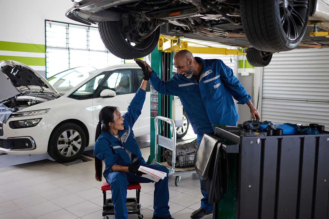 Join Our Gipson's Tire & Auto Team